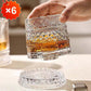 🎉【Aanbieding】🥃✨360° Draaibaar Whiskyglas | 300 ml | Loodvrij Glas | Geëmbosseerde Patronen | Stabiele Basis🍸