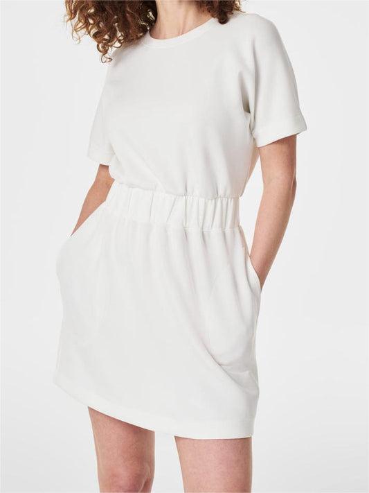 🎁BEPERKTE UITVERKOOP 49% KORTING💕AirEssentials Getailleerde T-shirtjurk