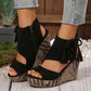 Dames sandalen met open teen en kwastjes en plateauzool