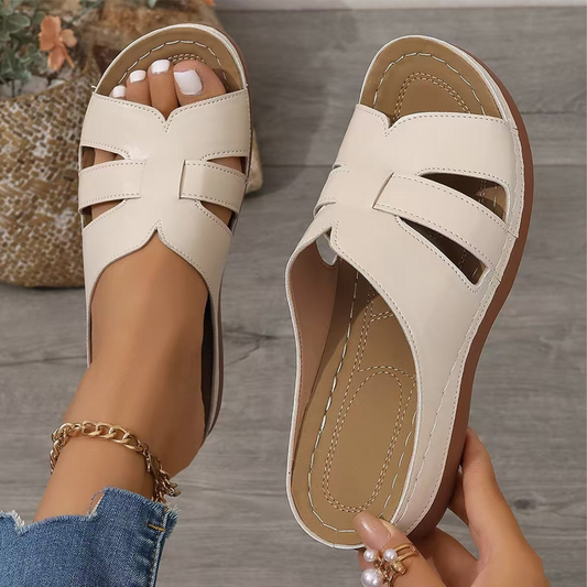 Ademende, comfortabele sandalen met platte zool van imitatieleer voor dames