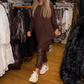 🔥Tijdelijke aanbieding - Onregelmatige losse top & effen broek tweedelige set