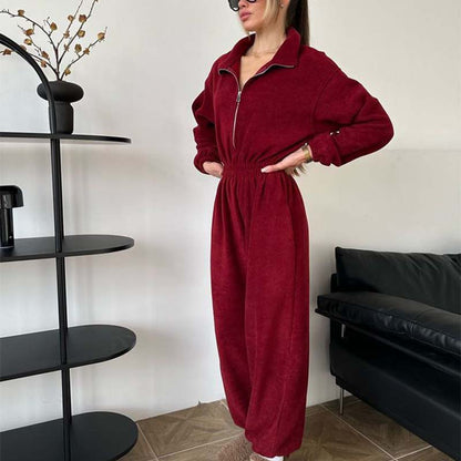 Gezellige, warme jumpsuit met rits aan de voorkant