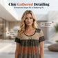 💥 Met 50% korting! 🔥 Plus-size T-shirt met plooien & kleurblokken – geruffelde hals, soepel vallend, ademend spandex, maat 1XL-5XL, 3 kleuren (paars/blauw/kaki) 👚