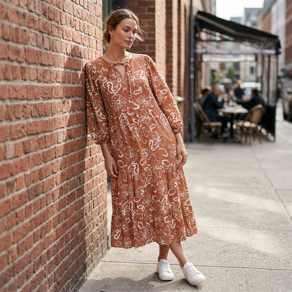 🎉【Aanbieding】☀️🧡Oranje Bloemenjurk met Tijdloze Pasvorm | Ademende Polyester | S-2XL | Machinewasbaar🌸👗