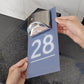 💥【LIMITED TIME 50% OFF】🔥 Zonne-energie Huisnummerbord | Automatische Lichtsensor | Geen Bedrading | Water- & Zonbestendig | 15×25cm | Meerdere Stijlen