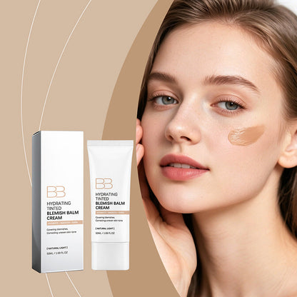 💥【50% OFF】🔥 Hydraterende BB-crème | Dekt Acne/Roodheid/Donkere Kringen Af | Soft Focus Vervaagt Porien & Lijntjes | 48 Uur Langer Houden | Niacinamide Verheldert | Natuurlijke Kleur 50ml 🌸